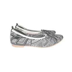 Skechers Women's Snip Sweet Class Flat 9.5 Black/White Knit Slip On Ballet